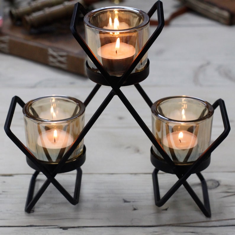 Centrepiece Iron Votive Candle Holder – 3 Glass Cup Triangle (30×17 CM)
