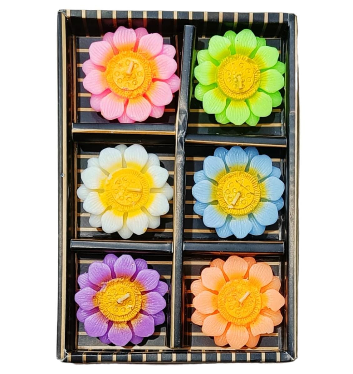 Colourful Floating Candle – Flower Shape (Pack of 6)